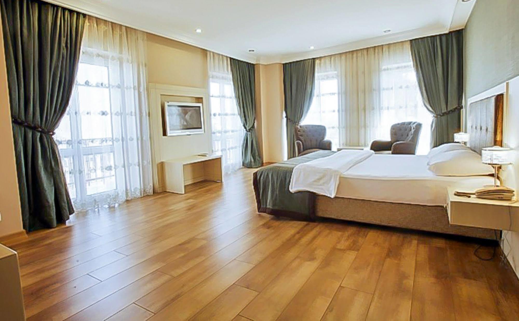 Buyukada Princess Hotel Prinseøyene Eksteriør bilde